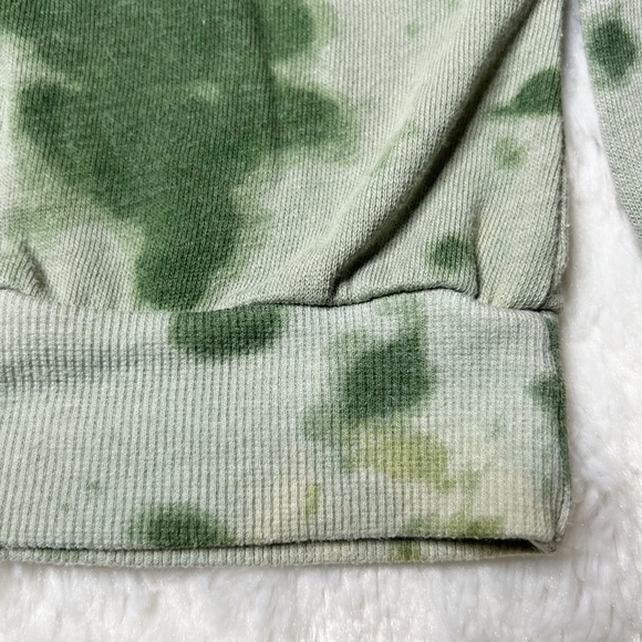Guns N Roses Tie Dye Crewneck Pullover Sweatshirt in Green Women’s Sz Small - Picture 5 of 7